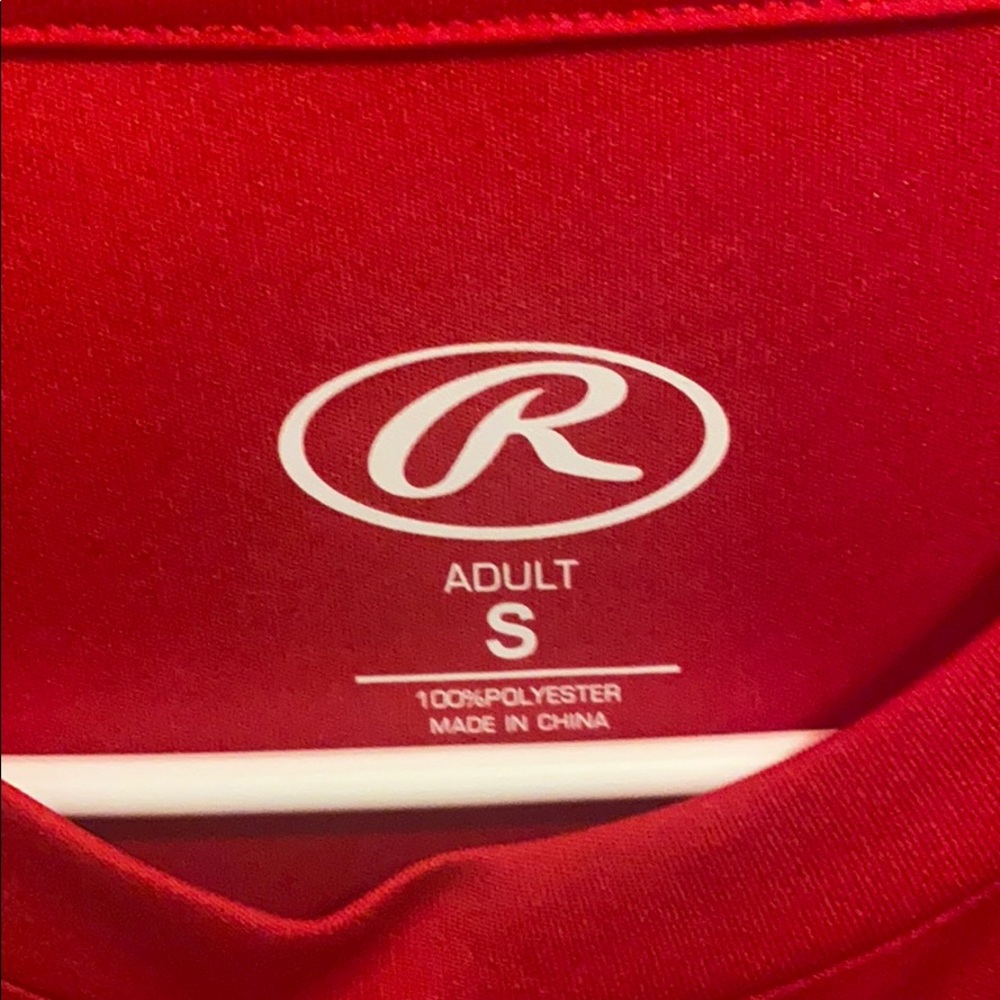 Red baseball undershirt - Picture 2 of 2